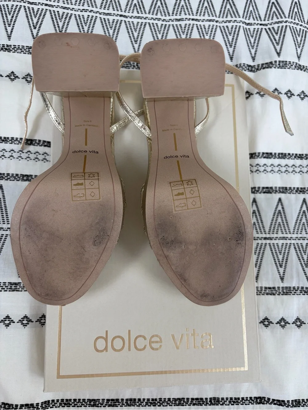 Dolce Vita Metallic Gold Platform Block Heel Sandals - size 6 - only worn once